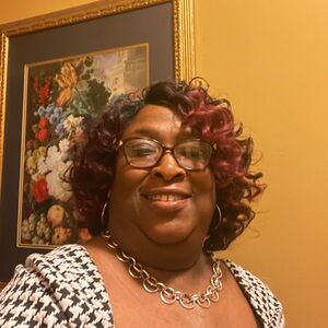 Meet your Posher, Toshia